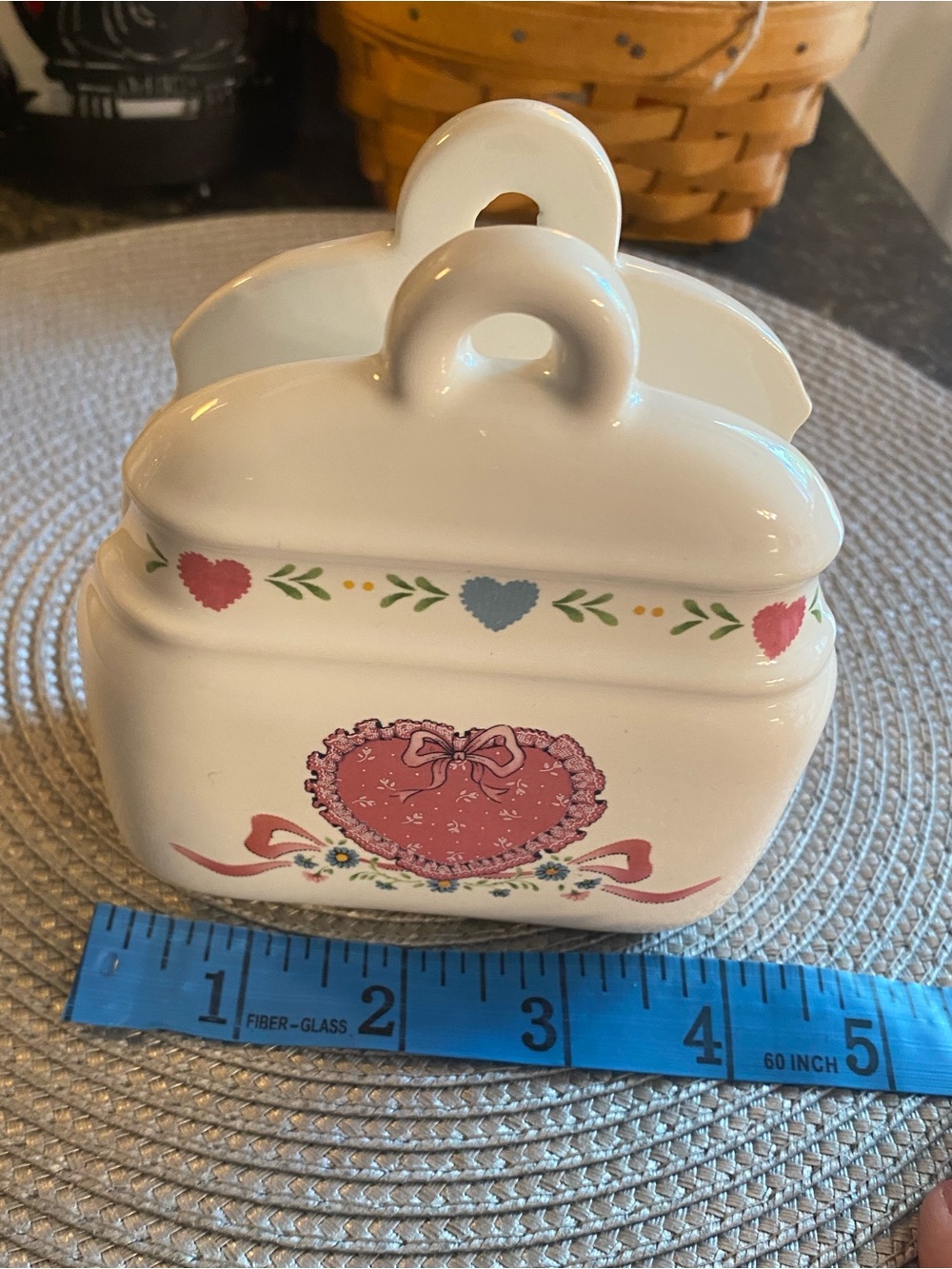 Vintage 80s Cottagecore Ceramic Napkin Holder Country Heart Bow Grannycore Caddy - Picture 5 of 14